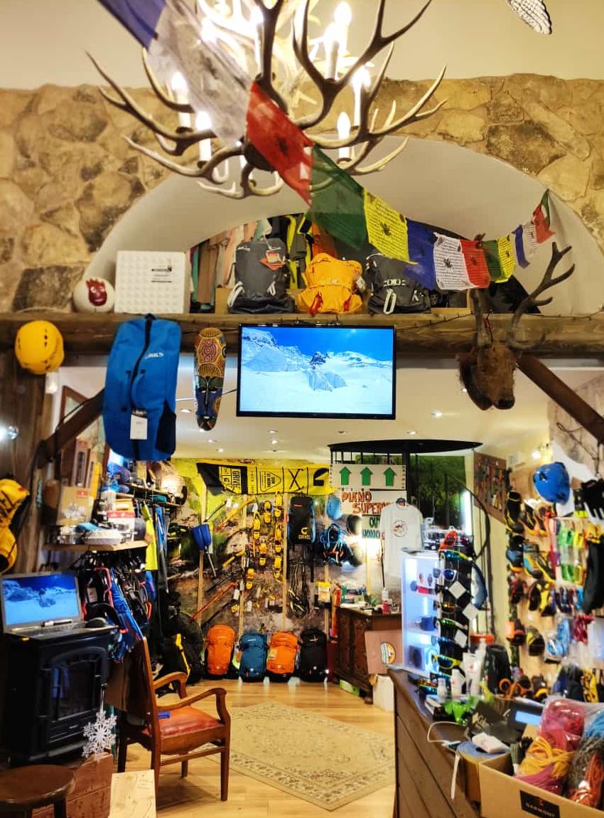 survivor store l'aquila
